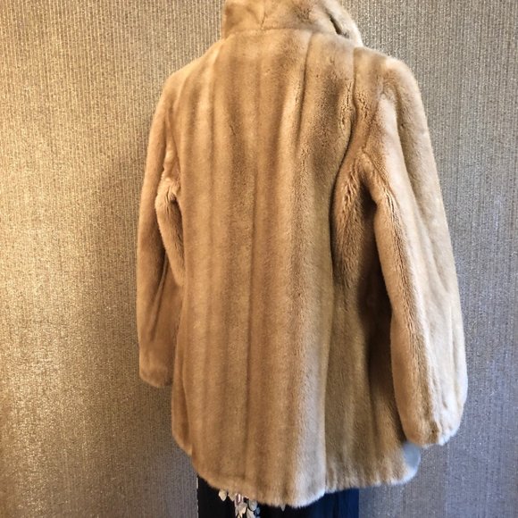Vintage Blonde Grandella Faux Fur Coat - Picture 4 of 10